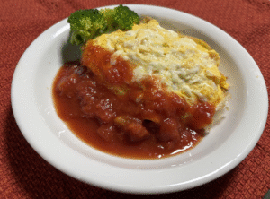 トマトソースのオムライス